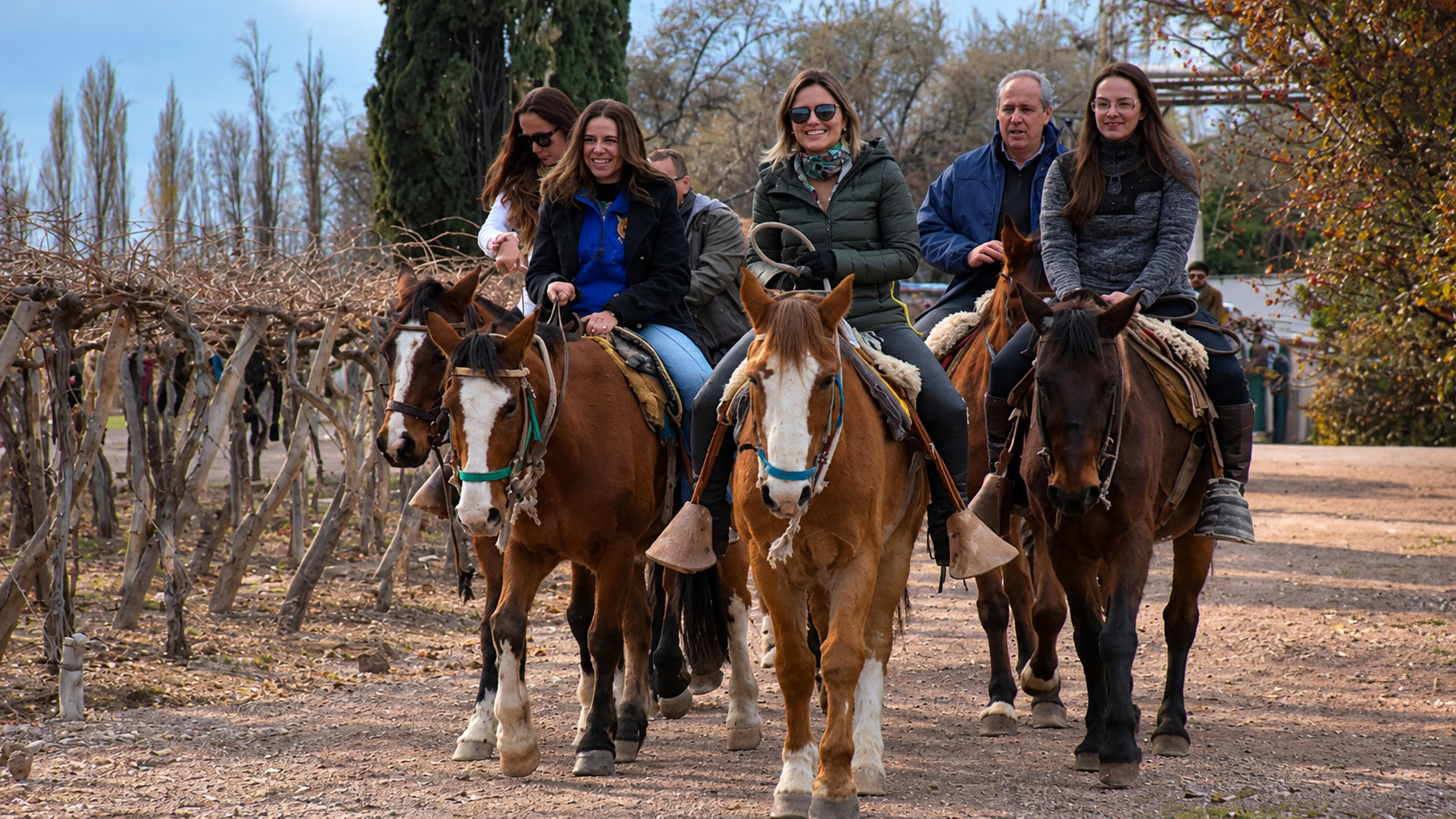 Cabalgata entre viñedos en Mendoza con almuerzo gourmet y maridaje — imagen 25