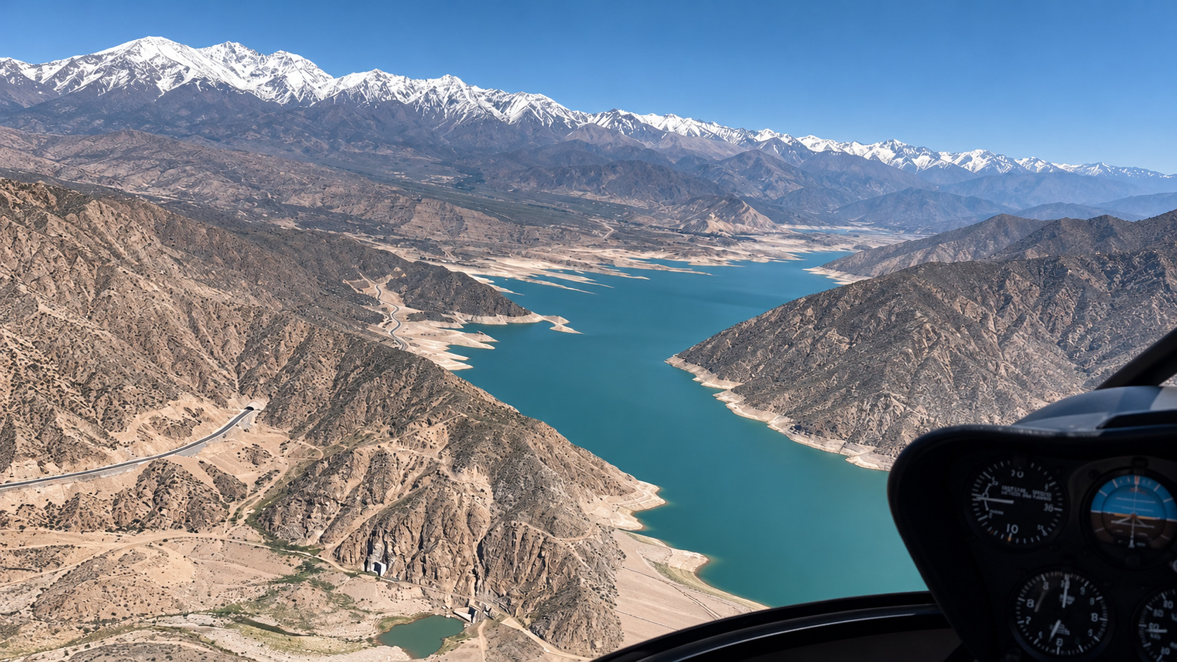 Vuelo en helicóptero sobre el Dique Potrerillos, Mendoza — 10 minutos — imagen 9