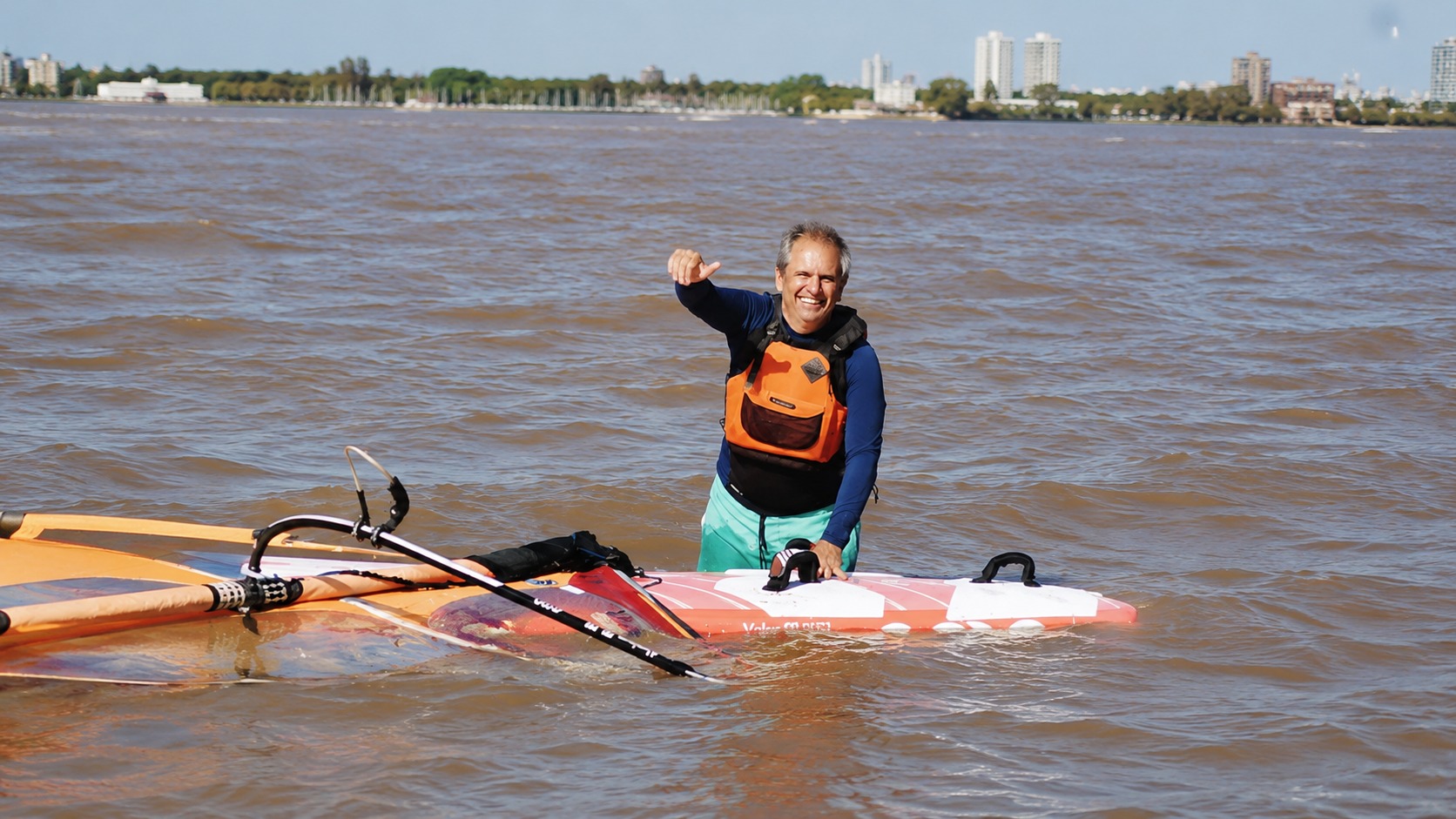 Curso inicial de Windsurf en San Isidro: 4 clases de una hora y media — imagen 7