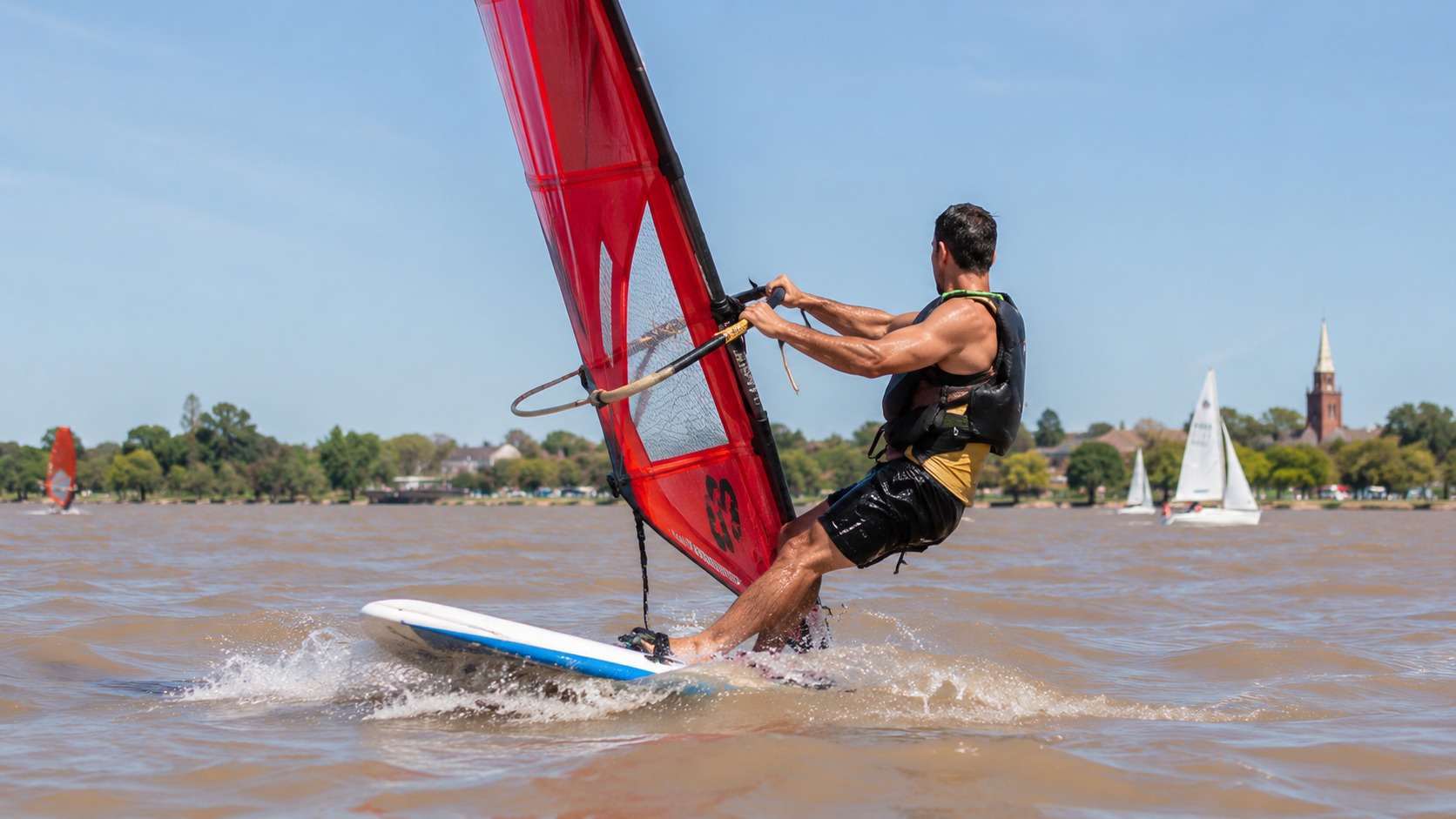 Alquiler de Windsurf por hora en San Isidro, Río de la Plata — imagen 13