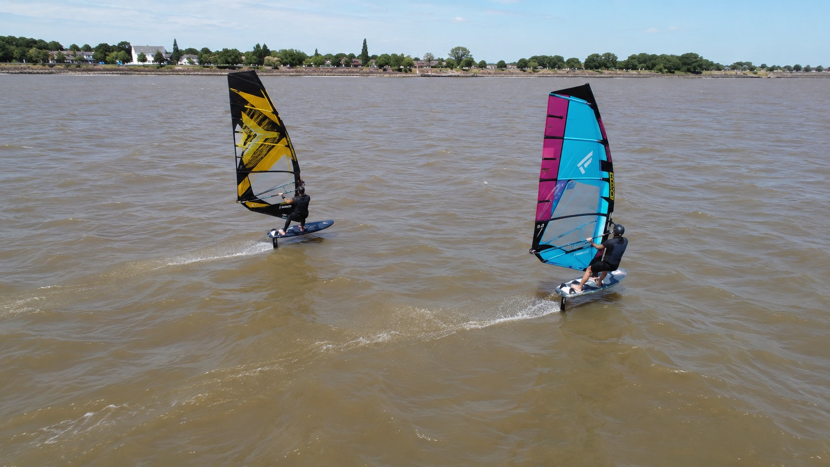 Clase inicial de Windsurf Foil en San Isidro, Río de la Plata — imagen 21