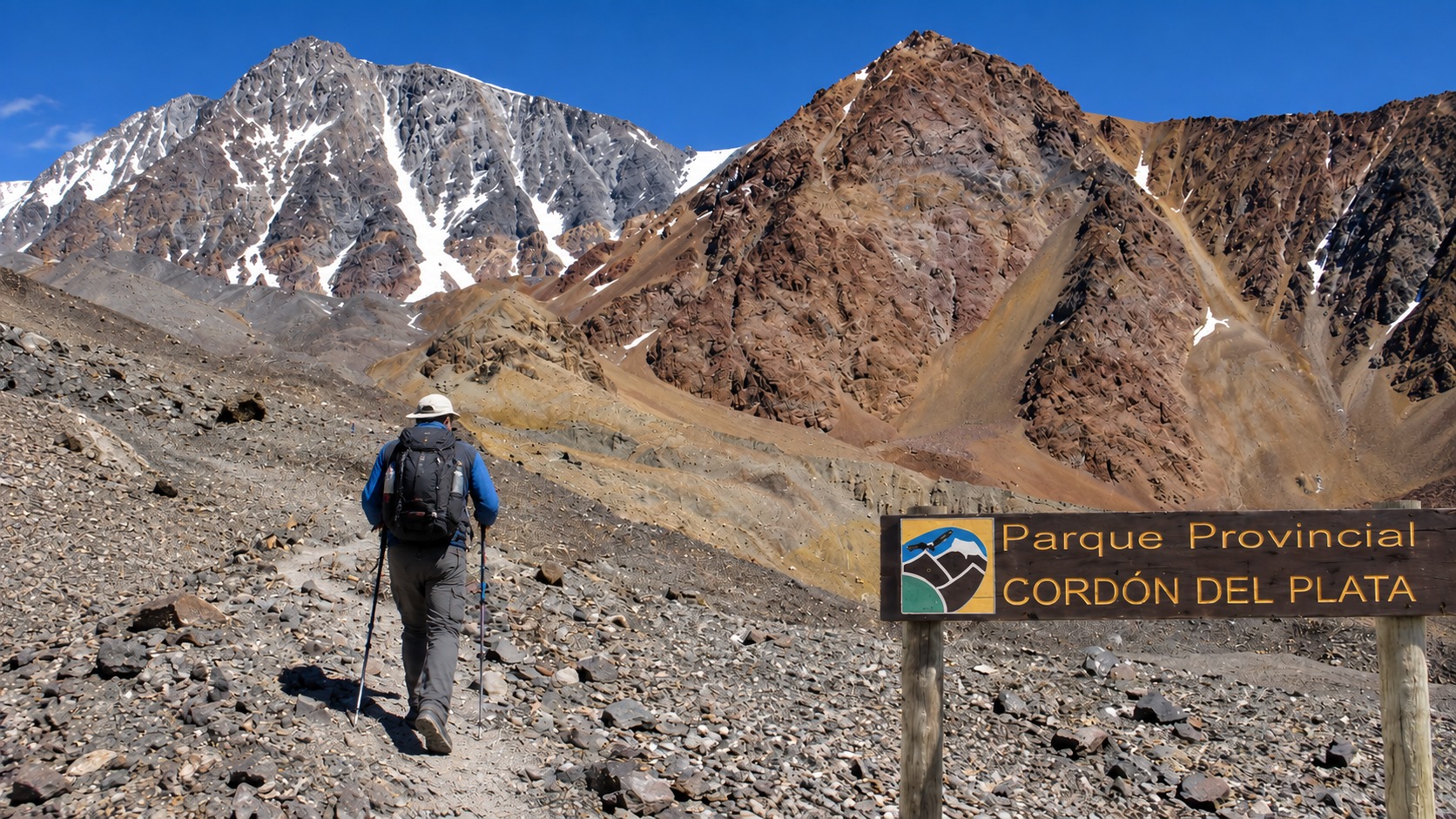 Trekking al Cerro Cabras en Potrerillos, Mendoza — cumbre a 2.160 m — imagen 12