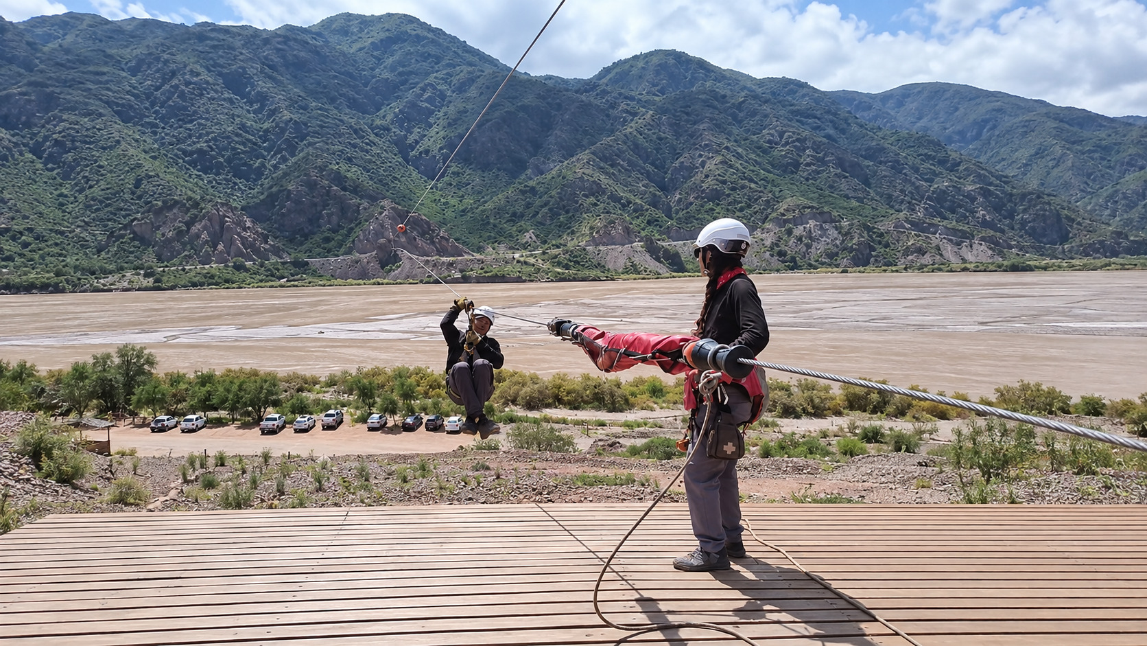 Canopy Adrenalina en Potrerillos — 6 tirolesas y cruce del Río Mendoza — imagen 13