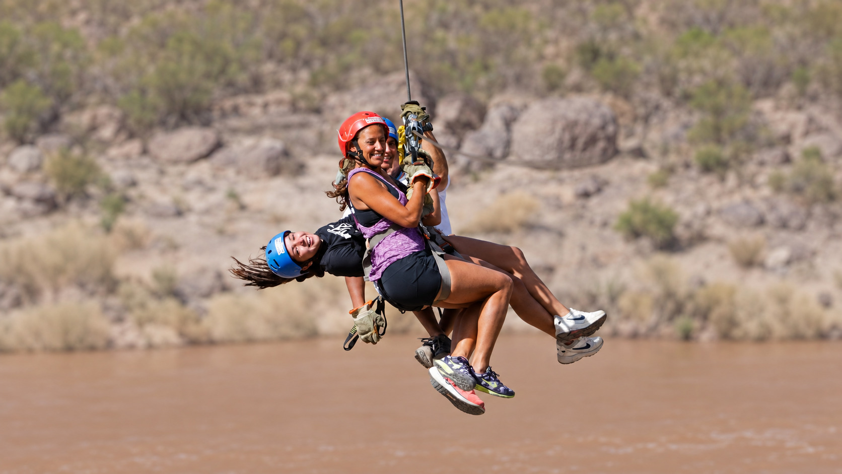 Canopy Adrenalina en Potrerillos — 6 tirolesas y cruce del Río Mendoza — imagen 17