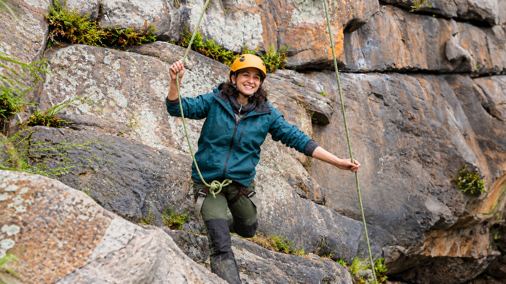 Escalada en roca en Potrerillos, Mendoza — requiere experiencia previa — imagen 10