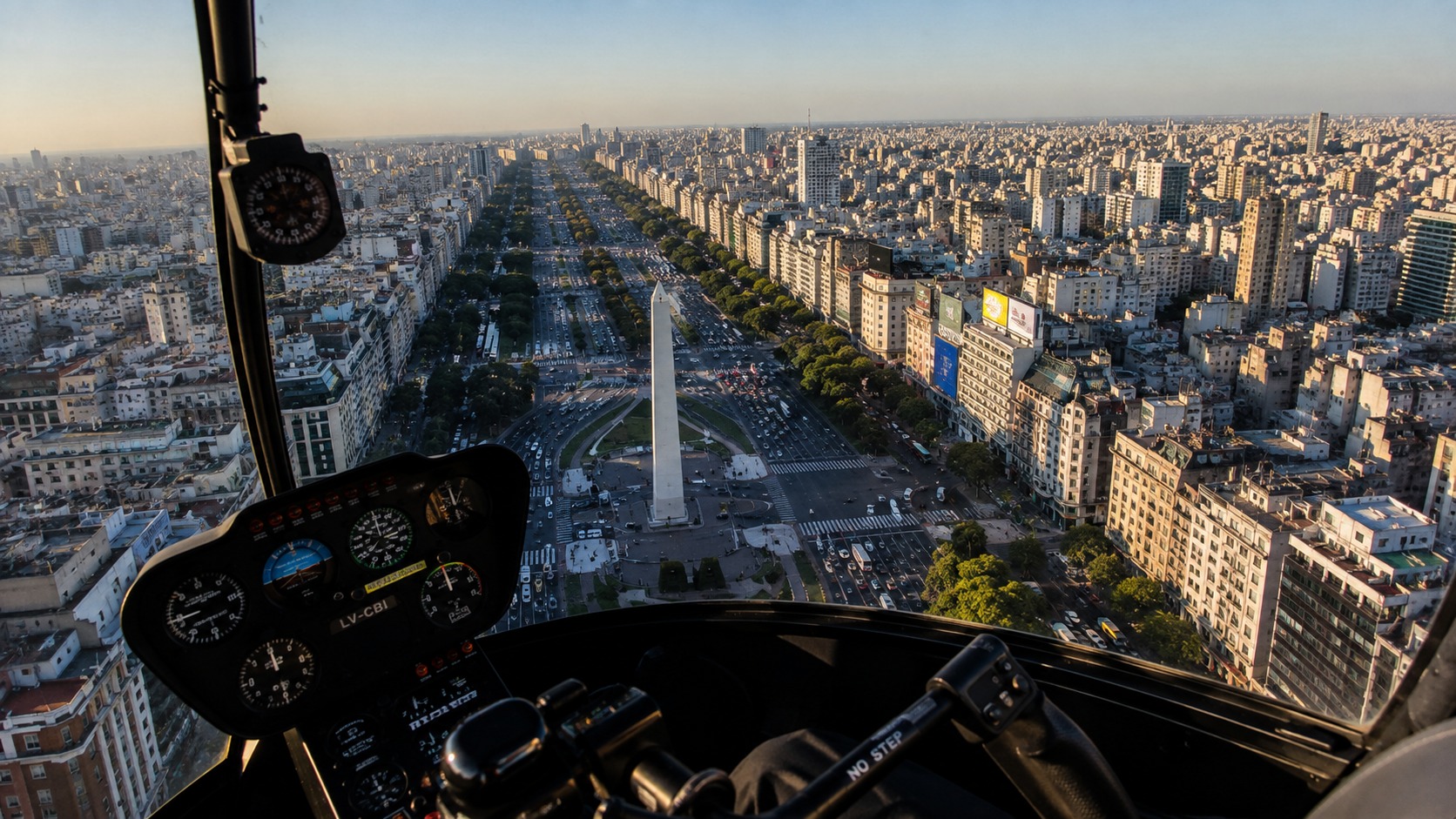 Helitour privado en helicóptero sobre Buenos Aires — hasta 3 personas — imagen 15