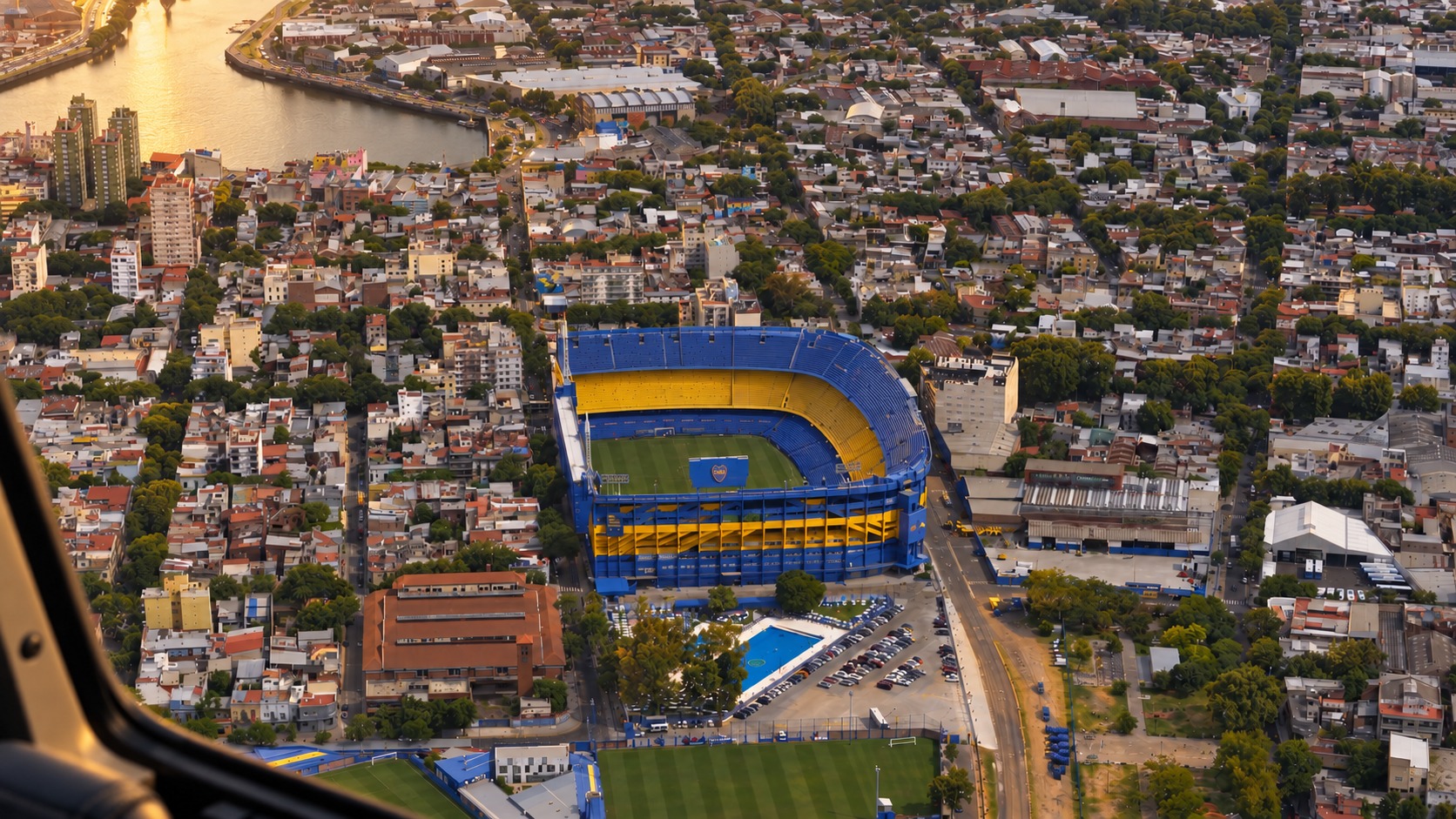 Helitour Golden Hour privado sobre Buenos Aires — hasta 3 personas — imagen 7
