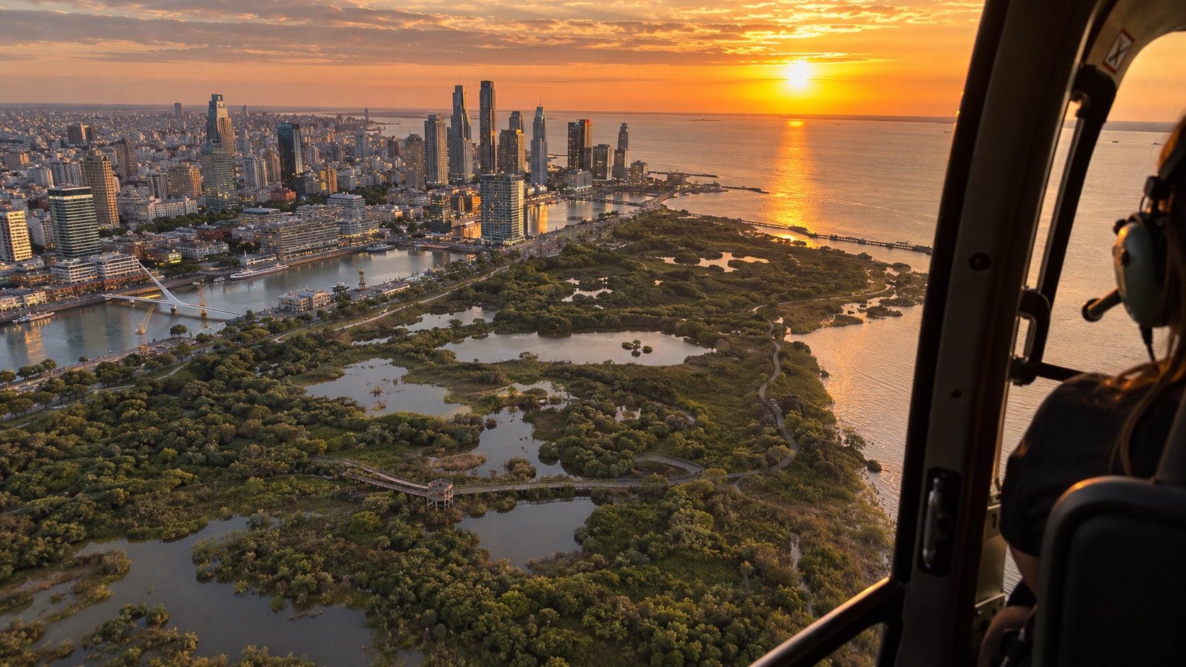 Helitour Golden Hour privado sobre Buenos Aires — hasta 3 personas — imagen 13