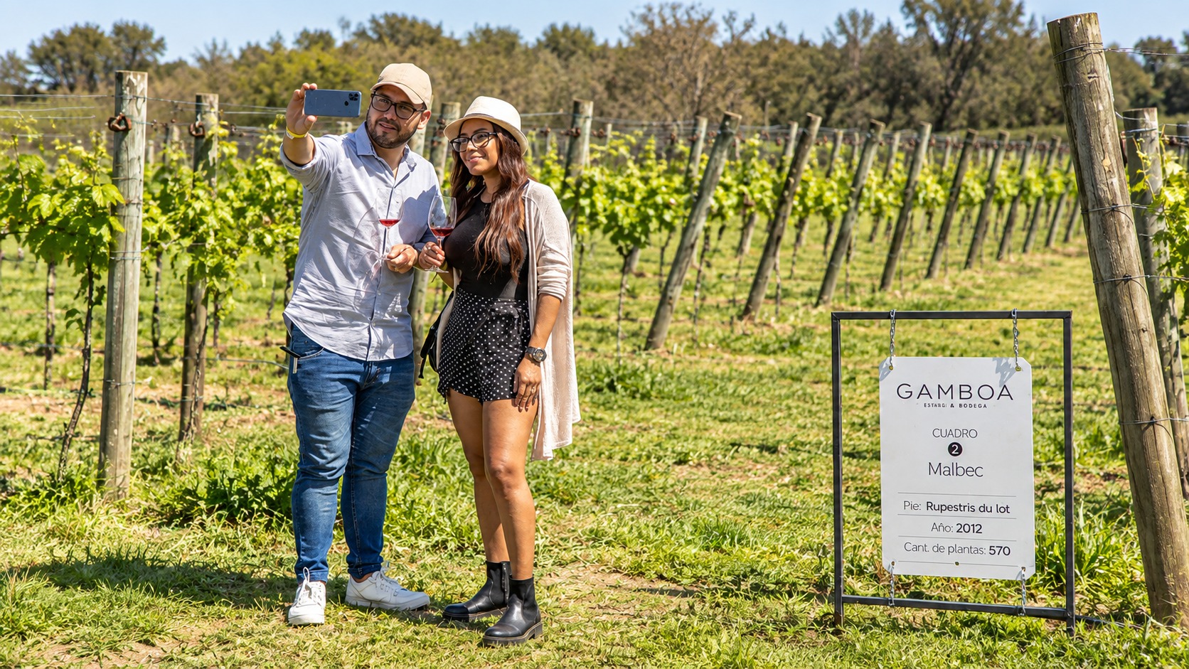 Helicóptero a Bodega Gamboa con almuerzo y cata de vino — hasta 3 pers — imagen 18